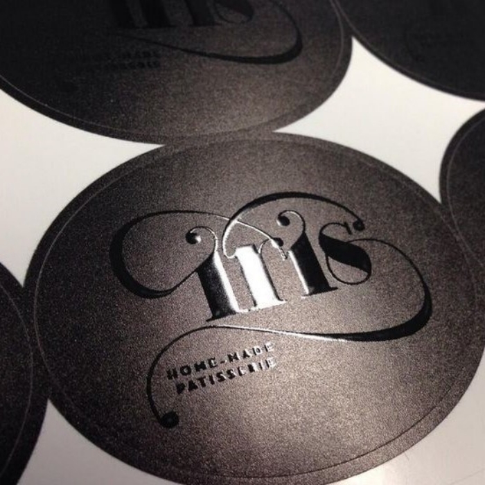 Ứng dụng phủ UV trong in ấn