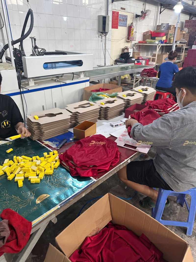 Xưởng in hộp cứng uy tín tại Hà Nội