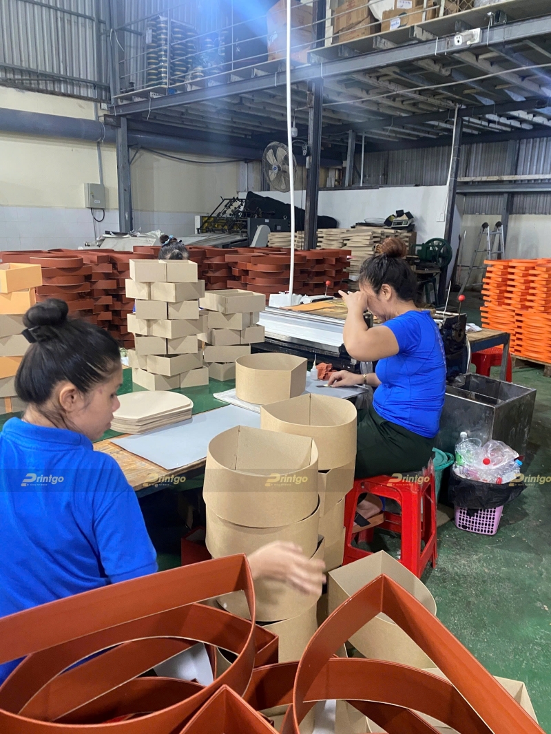Xưởng in hộp cứng giá rẻ, chất lượng cao